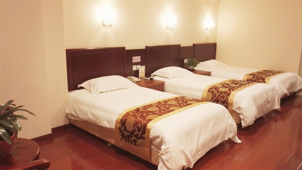 Greentree Inn Chongqing Yuzhou Road Hotel מראה חיצוני תמונה