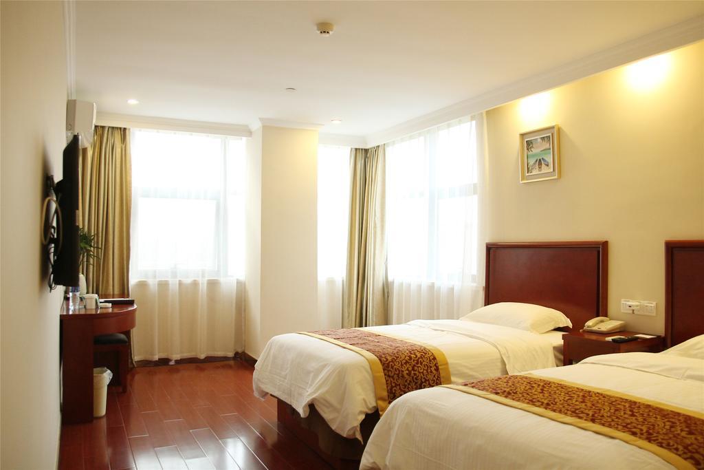Greentree Inn Chongqing Yuzhou Road Hotel מראה חיצוני תמונה